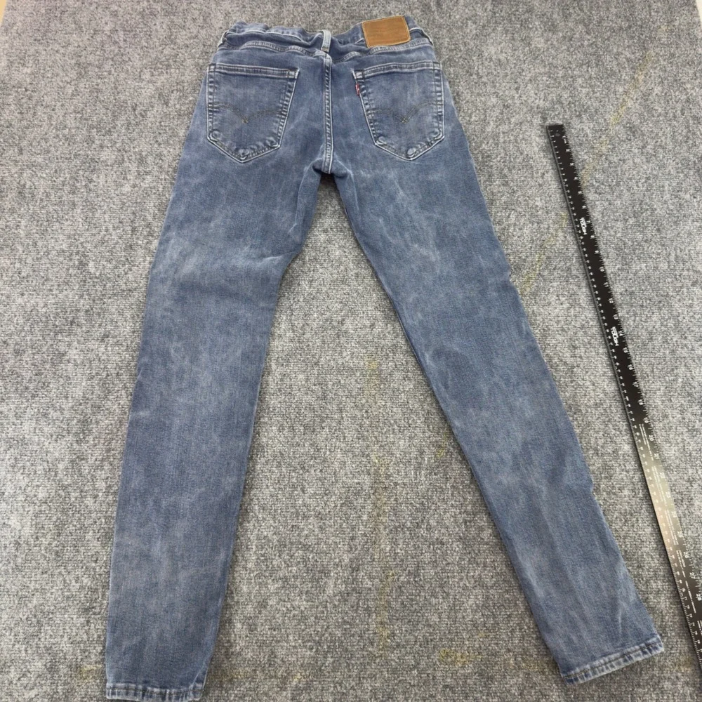 Levi's Skinny Taper Jeans Medium Wash Blue Size W29 L32 Nice wash and fade